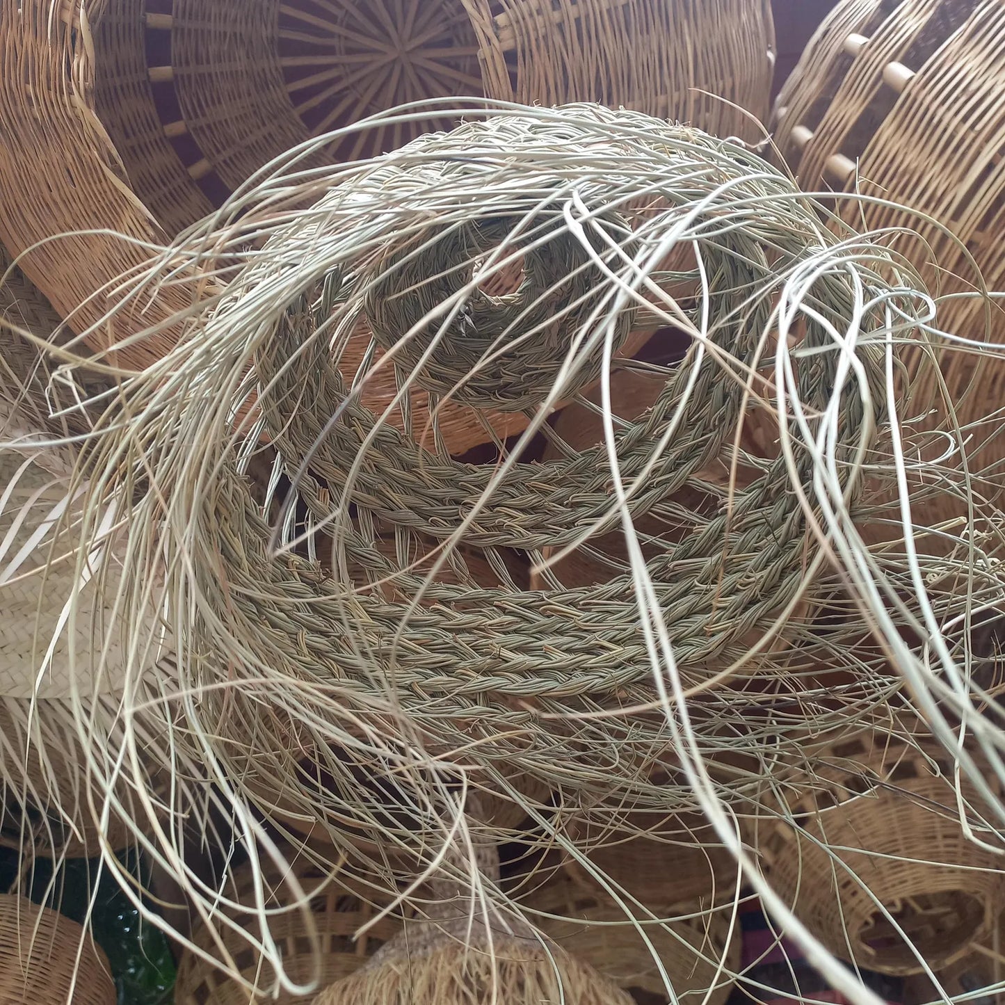 Straw Ball Pendant Light